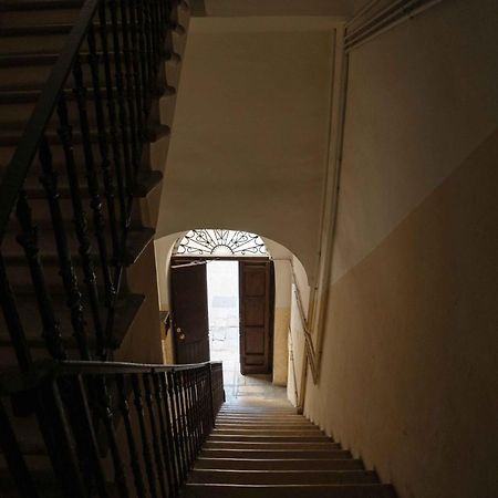 B&B Longobardi Trani Eksteriør billede