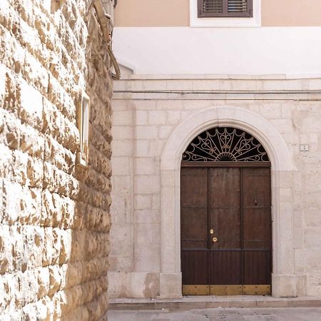 B&B Longobardi Trani Eksteriør billede