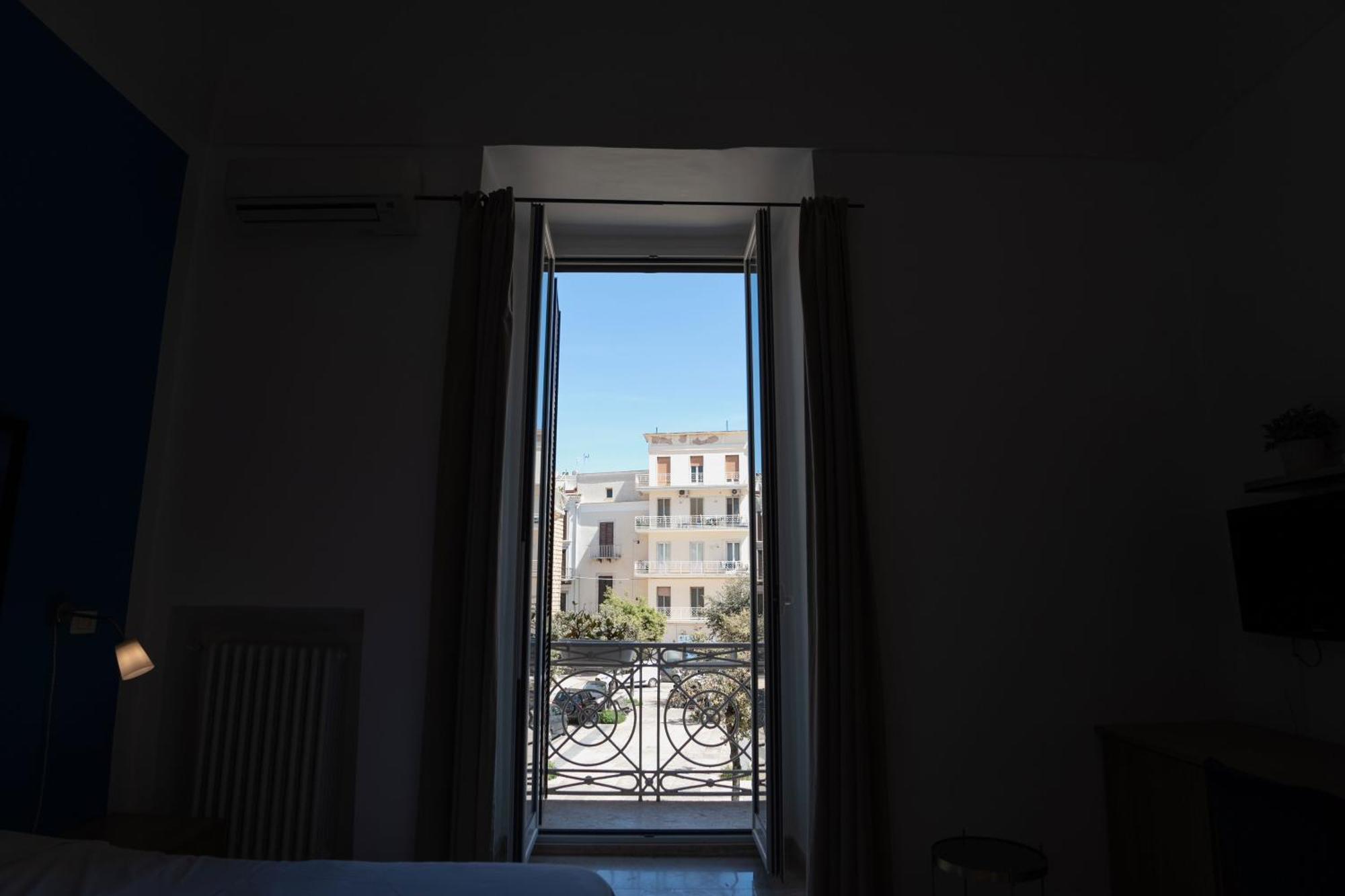 B&B Longobardi Trani Eksteriør billede