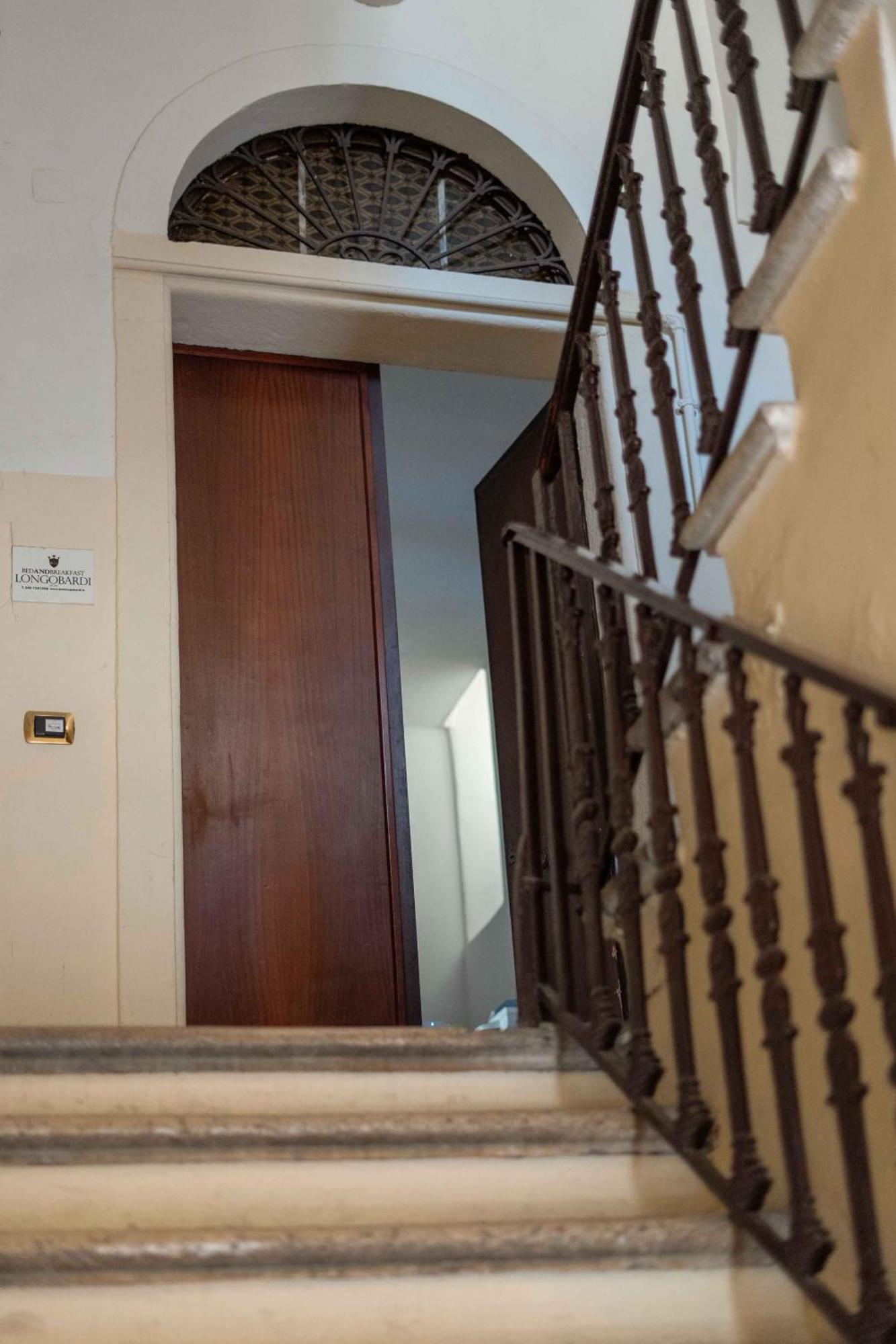 B&B Longobardi Trani Eksteriør billede